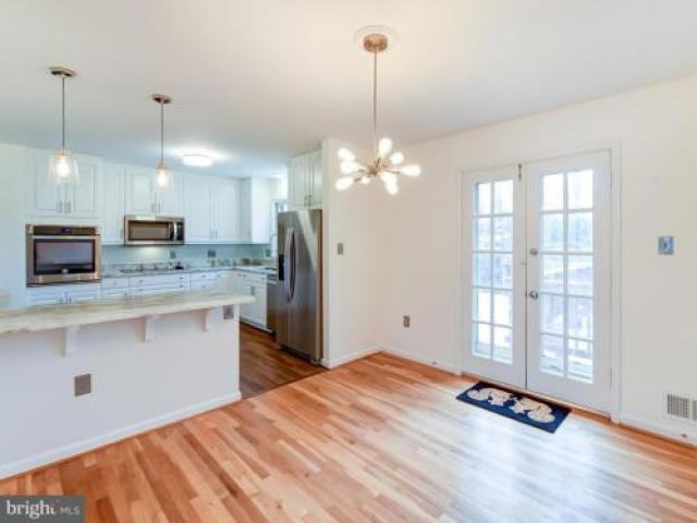 2003 Cool Spring Dr - Photo 2 of 6