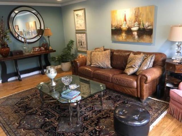 128 4th Ave - Photo 3 of 4