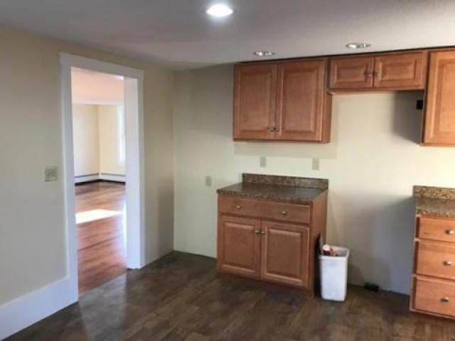 10 Kings Bridge Road - Photo 2 of 6