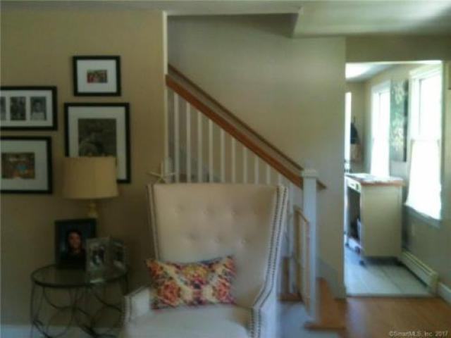 7 Bartman Rd - Photo 3 of 6