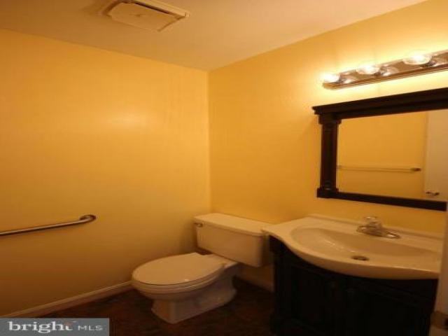 3920 Bradwater St - Photo 3 of 6