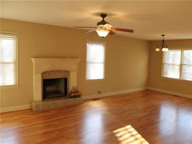 5745 Hendrix Rd - Photo 3 of 6