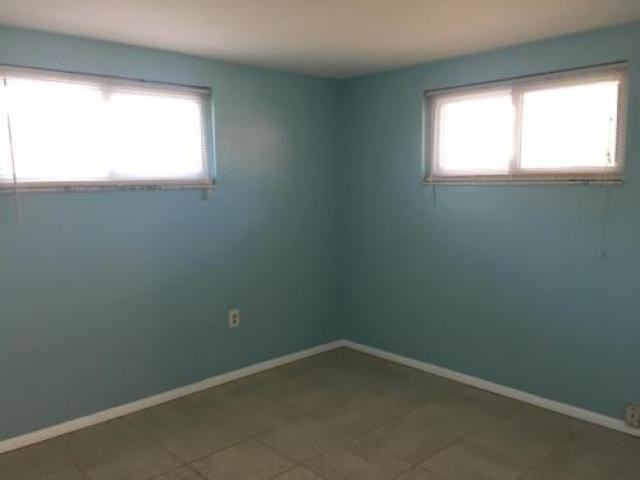 4625 Chamber Ct - Photo 3 of 6