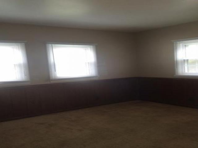 1207 Belmar Dr - Photo 2 of 6