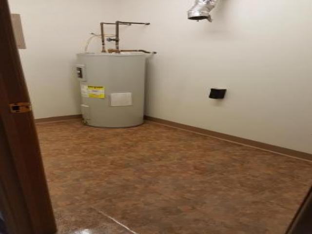 135 Tuscarora St - Photo 3 of 6