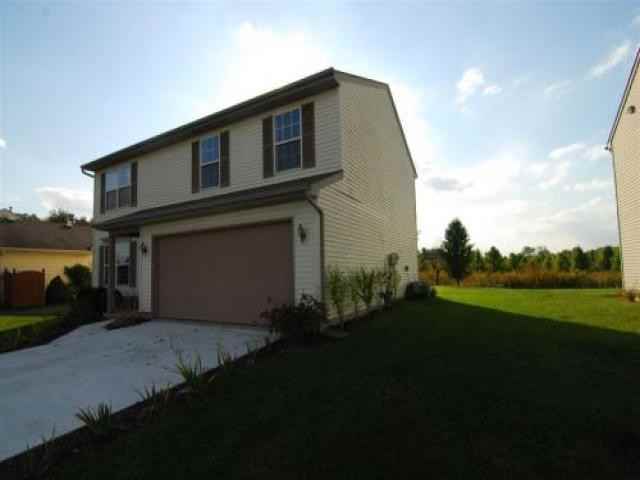 3988 Pebble Way - Photo 2 of 6