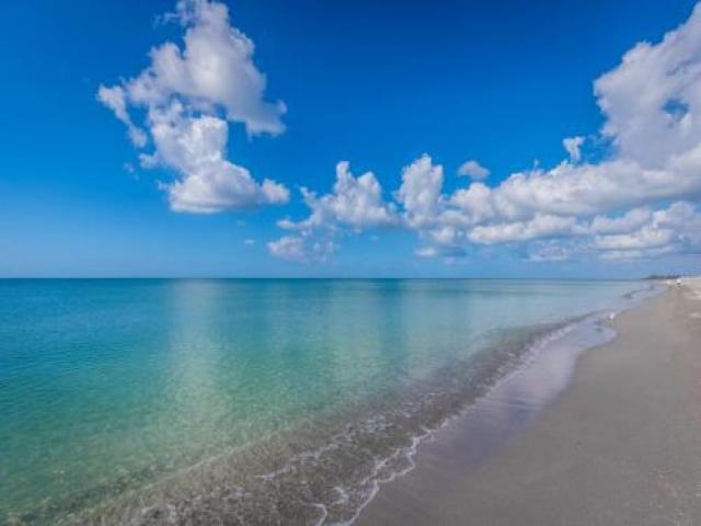 707 Golden Beach Blvd - Photo 3 of 6