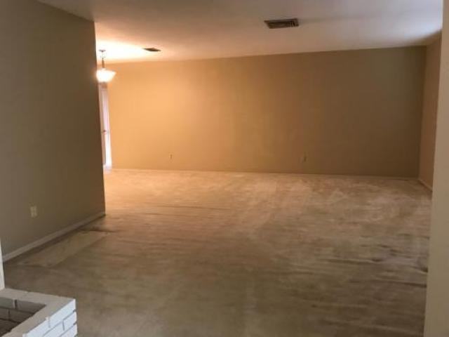 8671 11th St N - Photo 2 of 4