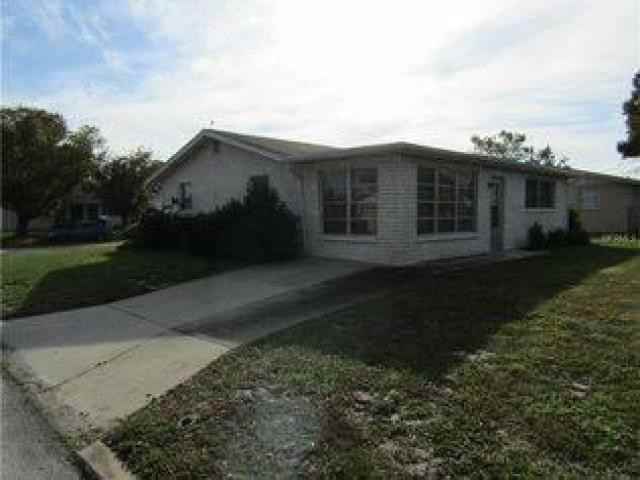 11241 Kapok Ave - Photo 3 of 5