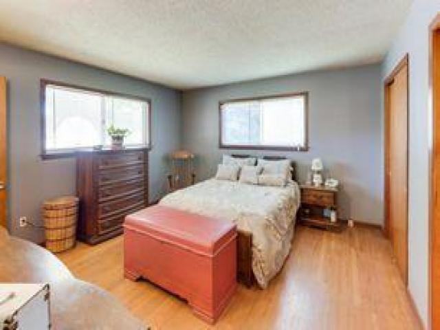 110 Henderson Ln - Photo 3 of 6