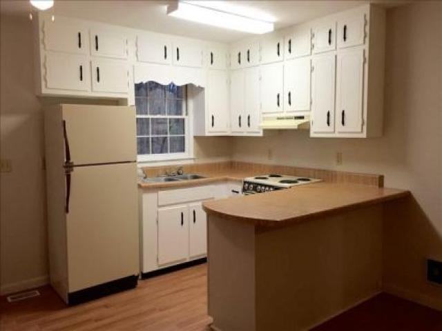 103 Foxhound Ct - Photo 2 of 6