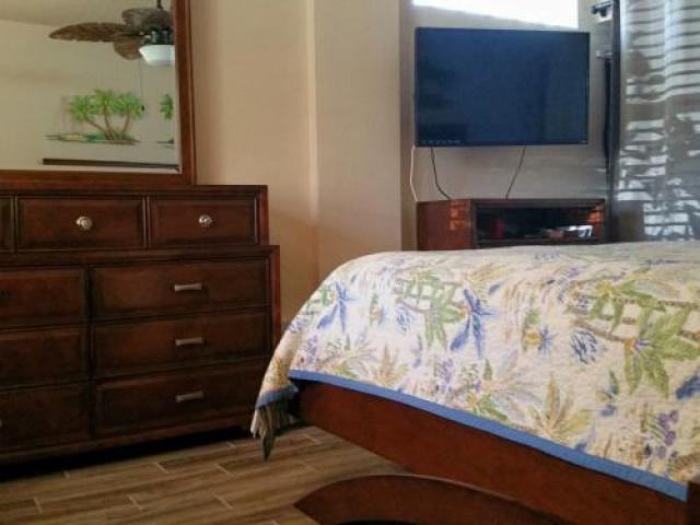 71 River Dr - Photo 2 of 6