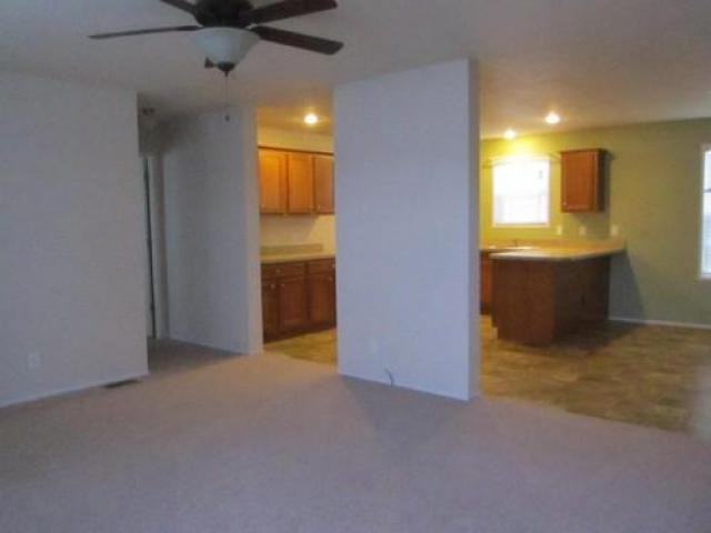 1152 Chateau Blvd - Photo 2 of 5