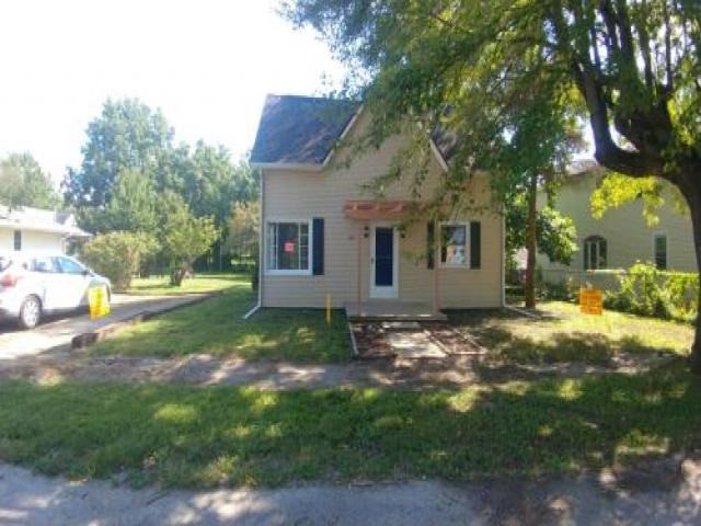 1115 W Church St - Photo 2 of 6