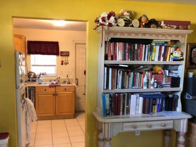 1574 Palm Ave - Photo 3 of 5