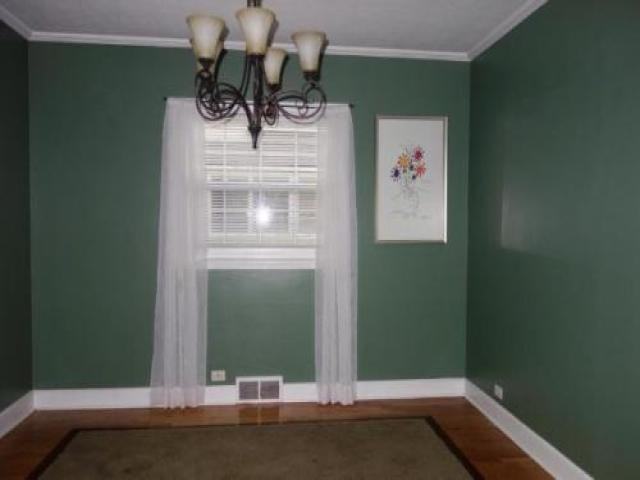 40 E Pine St - Photo 3 of 6