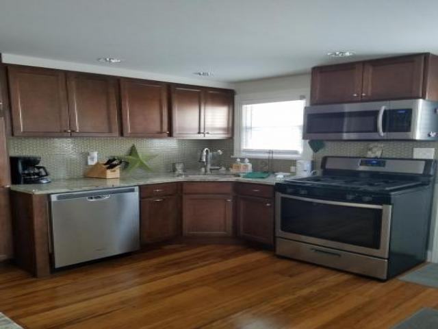 339 Shepard Ave - Photo 2 of 6