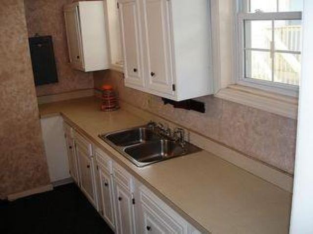 222 Limestone St - Photo 2 of 6