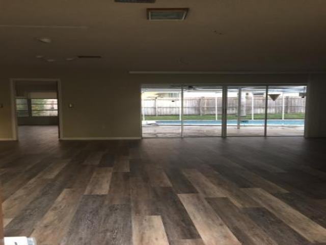 2331 Mangrum Dr - Photo 3 of 6