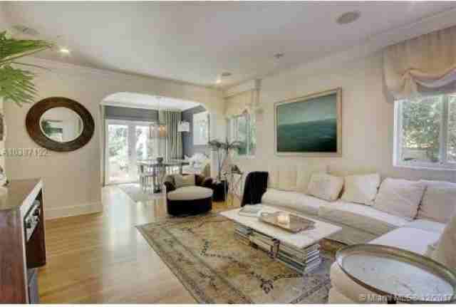 2330 Overbrook St - Photo 2 of 6
