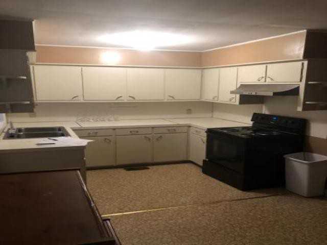 6612 Blue Springs Pkwy - Photo 2 of 4