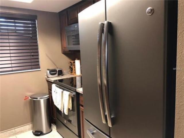 9810 Dorado Ave - Photo 3 of 6