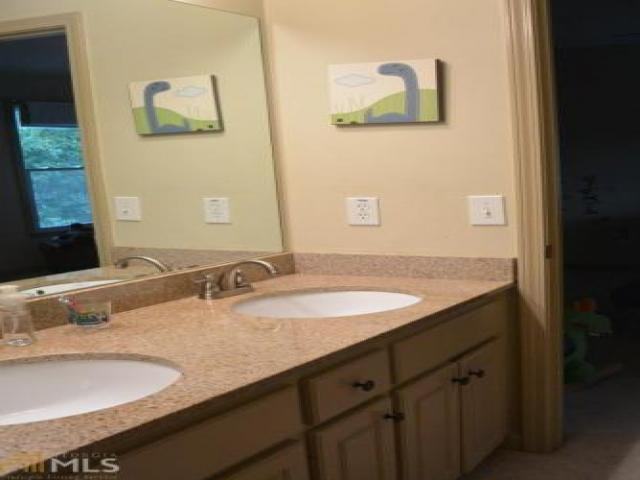 5511 Preserve Cir - Photo 3 of 6