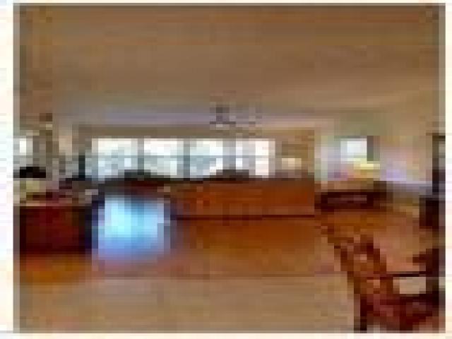 4180 Looking Glass Ln - Photo 3 of 6