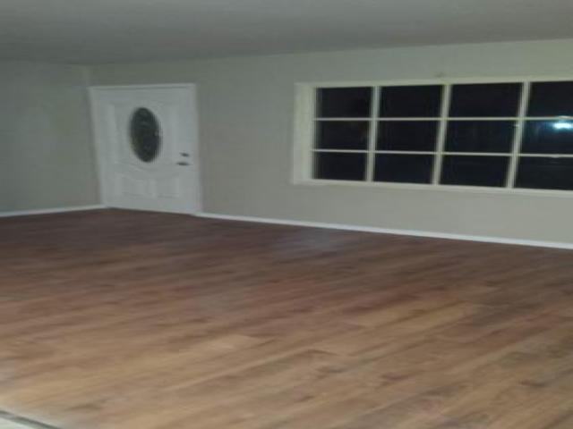 4903 S Camden Dr - Photo 2 of 6