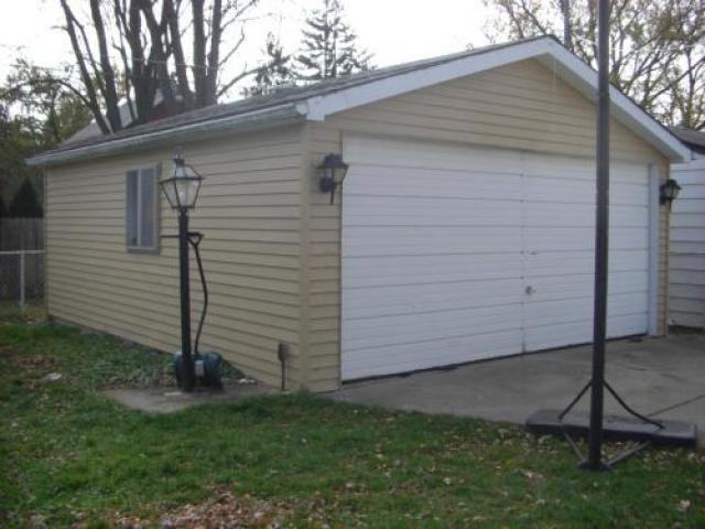 14958 Sumner - Photo 3 of 6