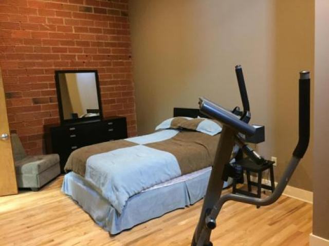 678 Main St - Photo 3 of 4