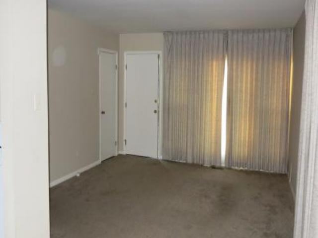 2950 Rio Rita Ave - Photo 2 of 6