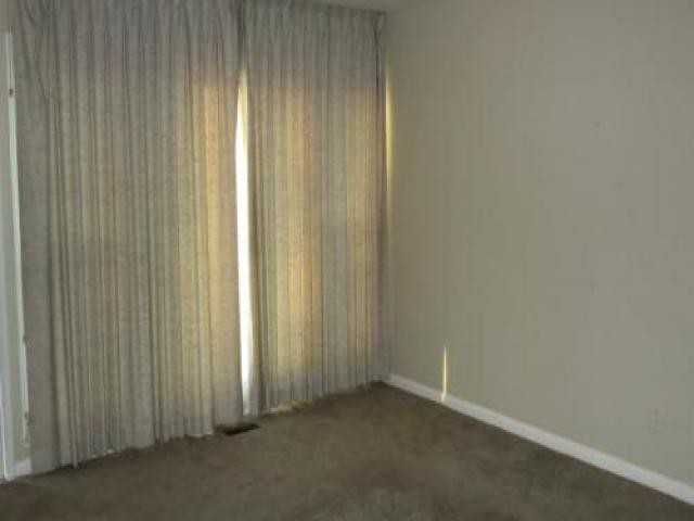 2950 Rio Rita Ave - Photo 3 of 6