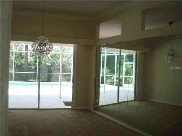 2545 Waterview Ct - Photo 3 of 6