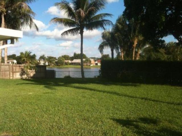 9495 Burlington Pl - Photo 2 of 6