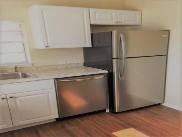 210 13th Ave N - Photo 2 of 6