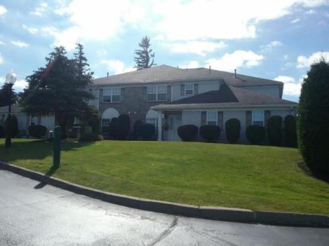 5260 Rogers Rd - Photo 2 of 6