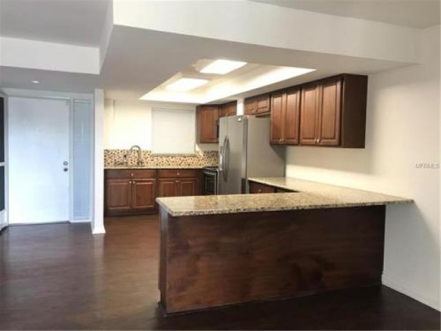 13618 Greenfield Dr - Photo 2 of 6