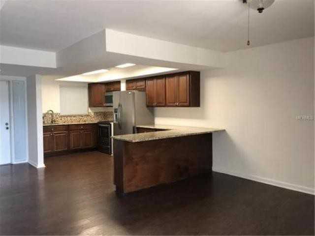 13618 Greenfield Dr - Photo 3 of 6