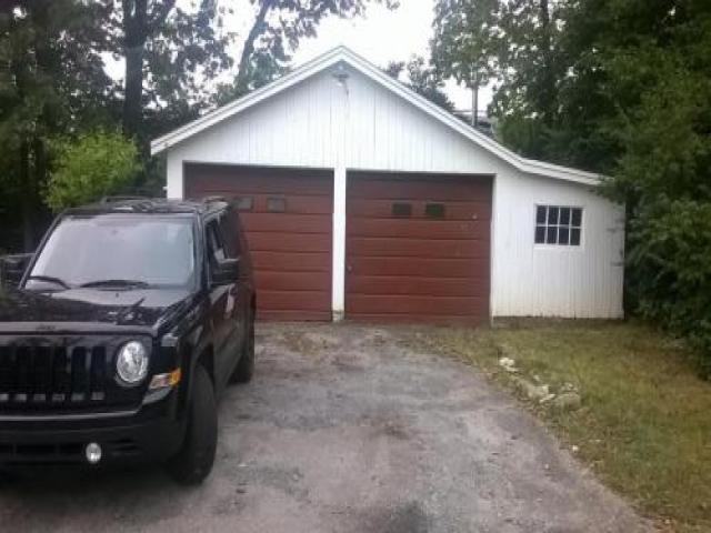 1905 Versailles Rd - Photo 3 of 6