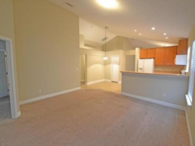 1458 Canopy Oaks Dr - Photo 2 of 6