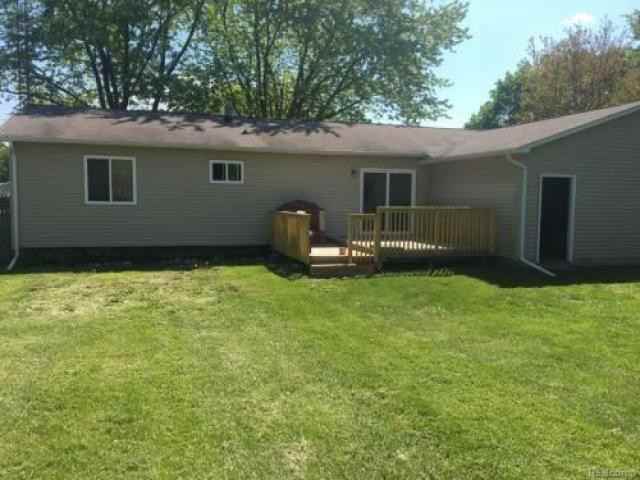 2545 Julie Dr - Photo 3 of 6