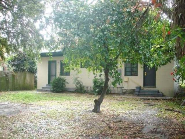 335 20th Ave S - Photo 2 of 6