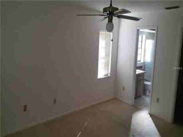 15925 Crying Wind Dr - Photo 3 of 6