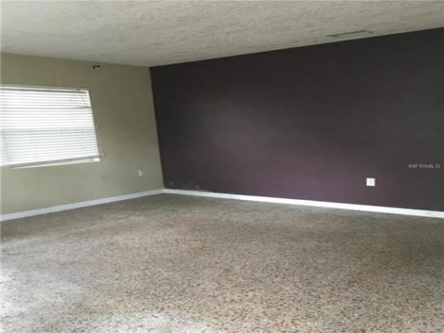 2211 E Amelia St - Photo 2 of 6