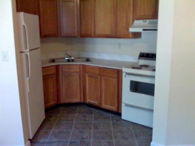 39 W McMillan St - Photo 2 of 5