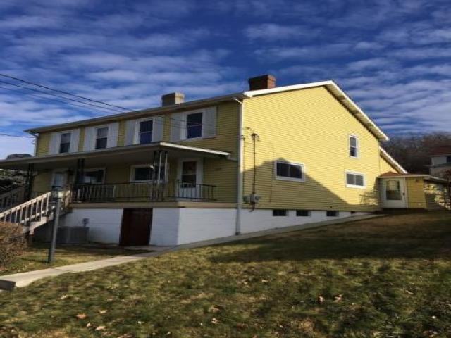 555 Steel Ave - Photo 2 of 6