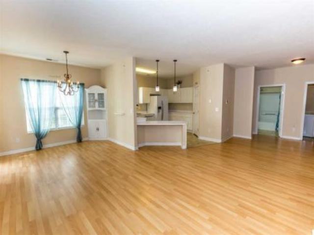 1184 Periwinkle Dr - Photo 2 of 6