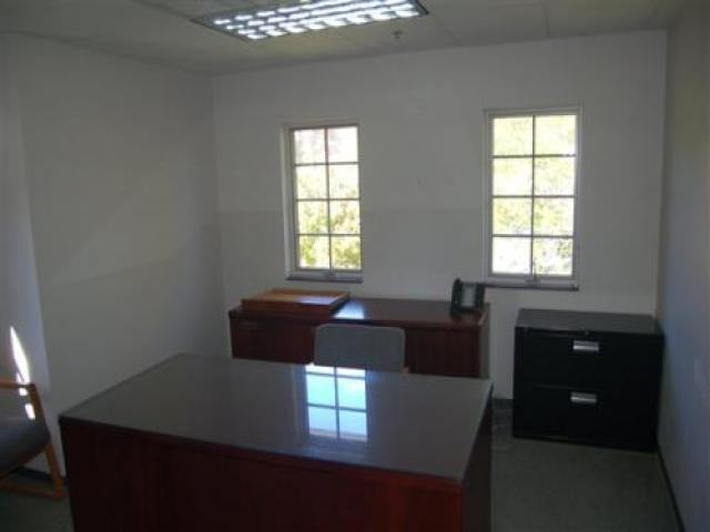 201 State St - Photo 3 of 6