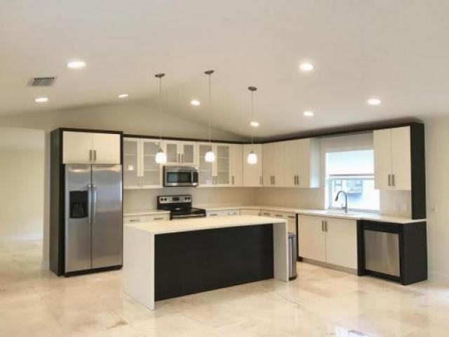 4855 NW 115th Ave - Photo 3 of 6